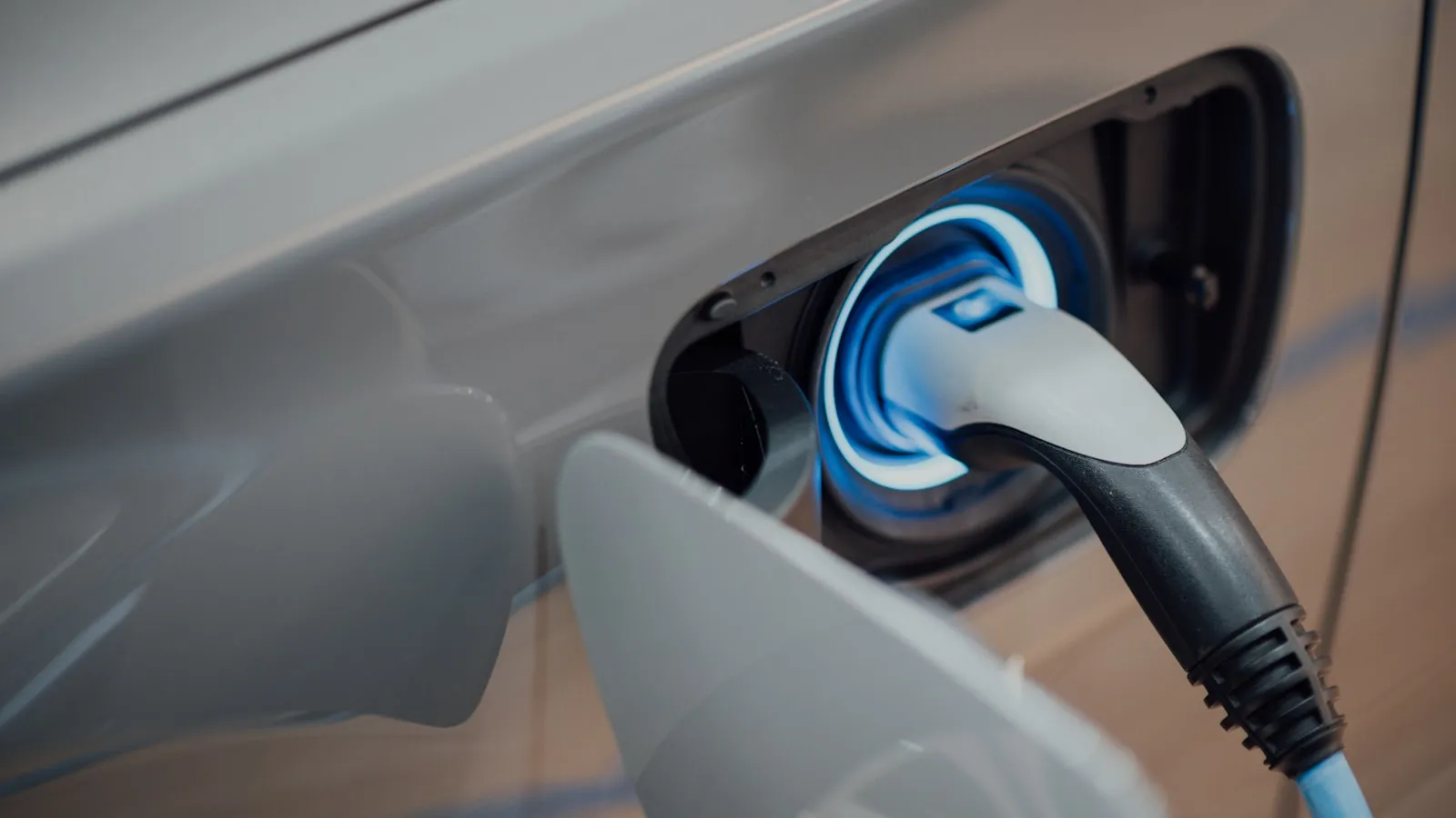 Beacon P2P EV charging dApp thumbnail